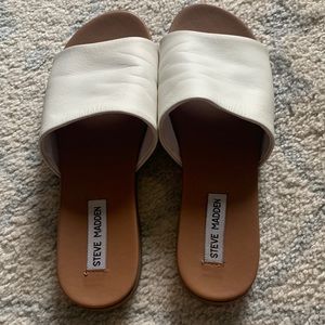 Steve Madden sandals NWOT